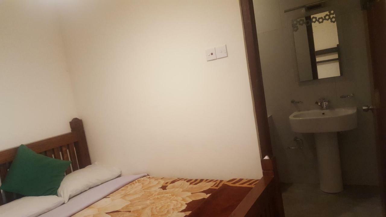 New Tour Inn ヌワラ・エリヤ エクステリア 写真